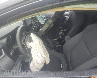 2021 Toyota Corolla LE Sedan – miniatura 8