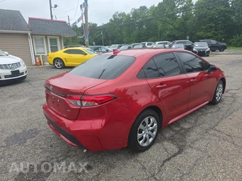 2021 Toyota Corolla LE Sedan - miniatura 4