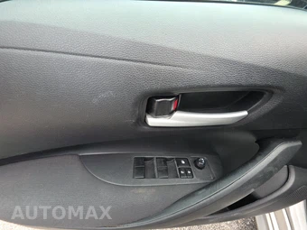 2021 Toyota Corolla LE Sedan - miniatura 9