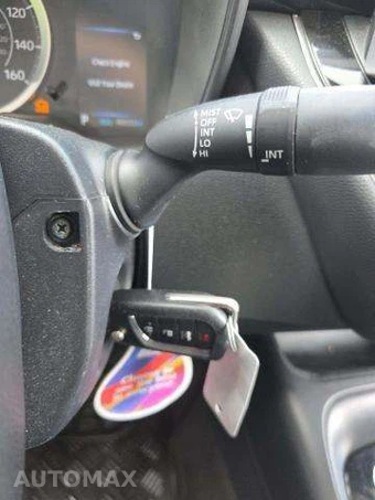 2021 Toyota Corolla LE Sedan - miniatura 8