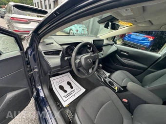2021 Toyota Corolla LE Sedan - miniatura 10