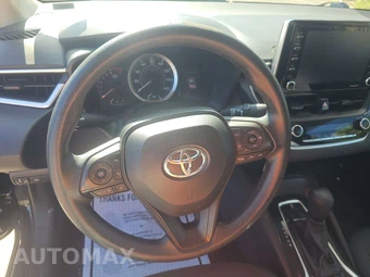 2021 Toyota Corolla LE Sedan – miniatura 10