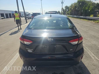 2021 Toyota Corolla LE Sedan – miniatura 5