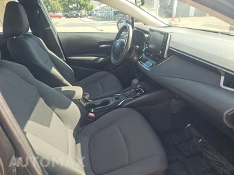 2021 Toyota Corolla LE Sedan – miniatura 8