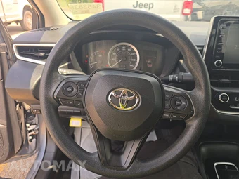 2021 Toyota Corolla LE Sedan - miniatura 10