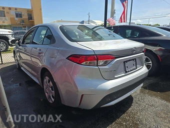 2021 Toyota Corolla LE Sedan – miniatura 2