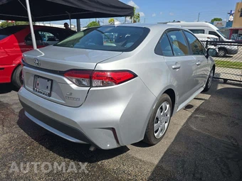 2021 Toyota Corolla LE Sedan – miniatura 3