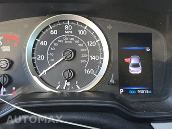 2021 Toyota Corolla LE Sedan – miniatura 18