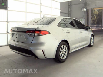 2021 Toyota Corolla LE Sedan – miniatura 5