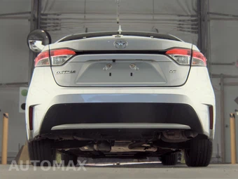 2021 Toyota Corolla LE Sedan – miniatura 7