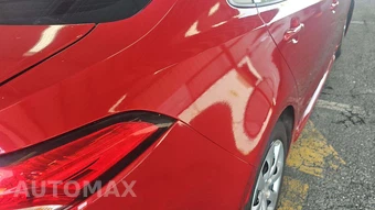2021 Toyota Corolla LE Sedan – miniatura 18