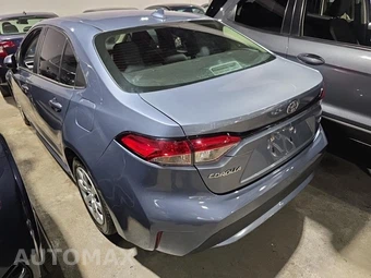 2021 Toyota Corolla LE Sedan – miniatura 6