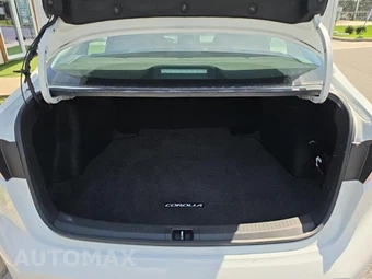 2021 Toyota Corolla LE Sedan - miniatura 19