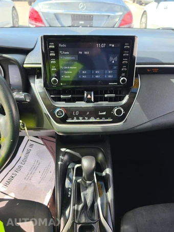 2021 Toyota Corolla LE Sedan - miniatura 10