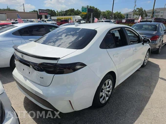 2021 Toyota Corolla LE Sedan - miniatura 3