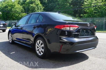 2021 Toyota Corolla LE Sedan – miniatura 5
