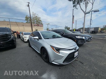 2021 Toyota Corolla LE Sedan – miniatura 3