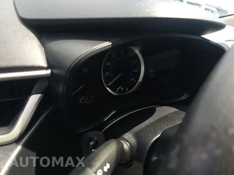 2021 Toyota Corolla LE Sedan - miniatura 12