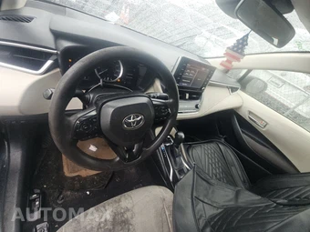 2021 Toyota Corolla LE Sedan – miniatura 11