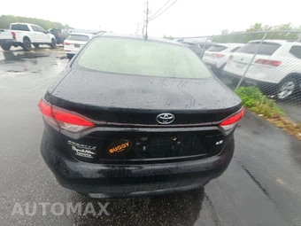 2021 Toyota Corolla LE Sedan – miniatura 5