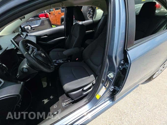 2021 Toyota Corolla LE Sedan – miniatura 6