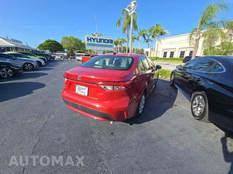 2021 Toyota Corolla LE Sedan - miniatura 3