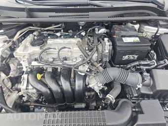2021 Toyota Corolla LE Sedan – miniatura 15