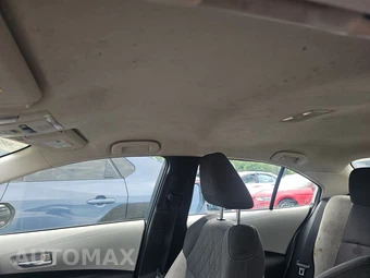 2021 Toyota Corolla LE Sedan – miniatura 18