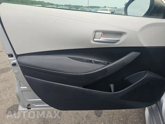2021 Toyota Corolla LE Sedan – miniatura 9