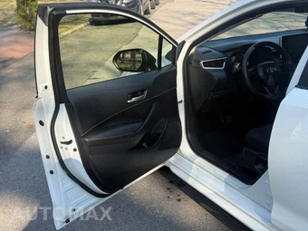 2021 Toyota Corolla LE Sedan - miniatura 13