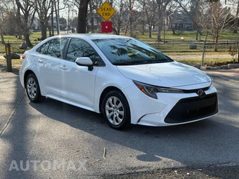 2021 Toyota Corolla LE Sedan - miniatura 2