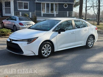 2021 Toyota Corolla LE Sedan - miniatura 3