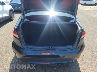 2021 Toyota Corolla LE Sedan - miniatura 16