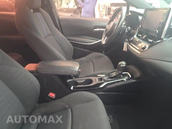 2021 Toyota Corolla SE Sedan – miniatura 8