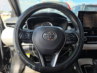 2021 Toyota Corolla SE Sedan - miniatura 10