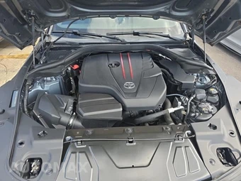 2021 Toyota GR Supra 2.0 - miniatura 18