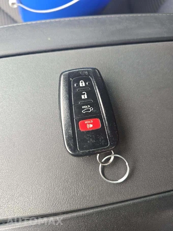 2021 Toyota Highlander Hybrid LE - miniatura 8