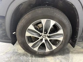 2021 Toyota Highlander Hybrid XLE - miniatura 25