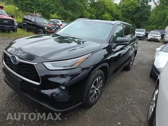 2021 Toyota Highlander Hybrid XLE