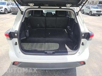 2021 Toyota Highlander L - miniatura 14