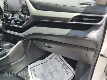 2021 Toyota Highlander L - miniatura 19