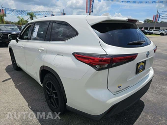 2021 Toyota Highlander L - miniatura 2