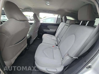2021 Toyota Highlander L – miniatura 13