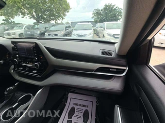 2021 Toyota Highlander L – miniatura 20