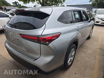 2021 Toyota Highlander L – miniatura 3