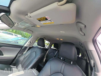 2021 Toyota Highlander L - miniatura 11