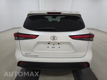 2021 Toyota Highlander L – miniatura 5