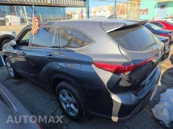 2021 Toyota Highlander L – miniatura 3