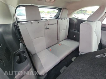 2021 Toyota Highlander LE - miniatura 14
