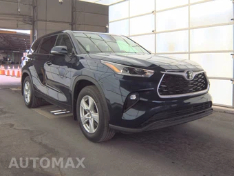 2021 Toyota Highlander LE - miniatura 3